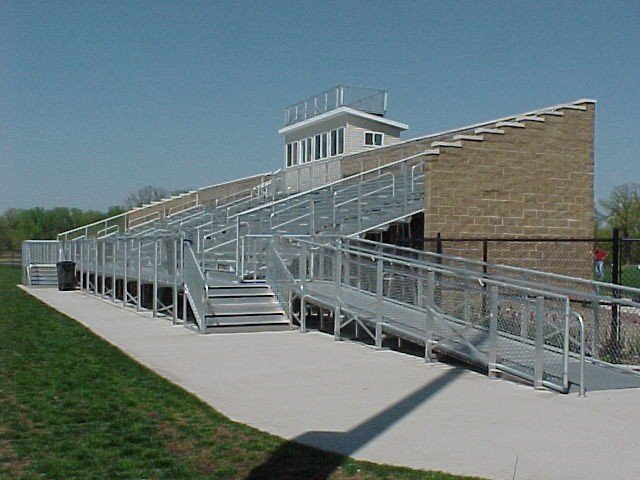 Elevated Bleachers | American Aluminum Seating Inc.